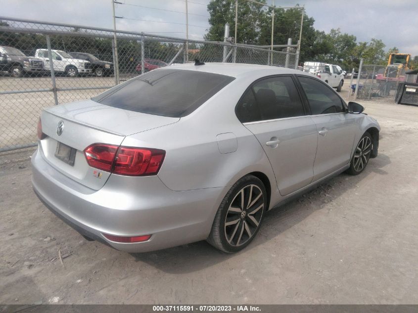 2013 VOLKSWAGEN GLI AUTOBAHN W/NAV 3VW5A7AJ6DM233481