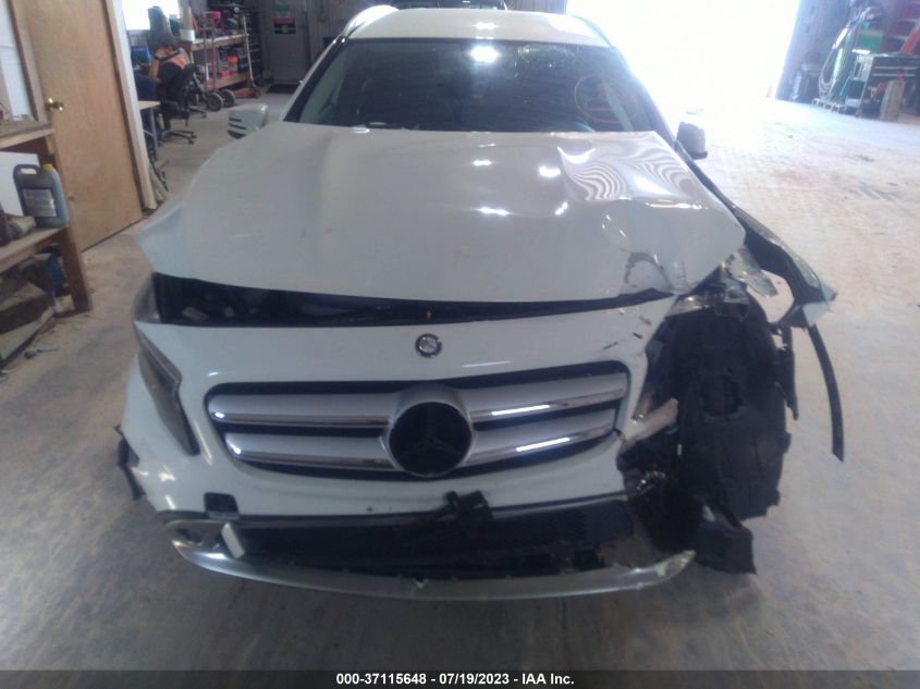 2015 MERCEDES-BENZ GLA-CLASS GLA 250 - WDCTG4GB6FJ076293