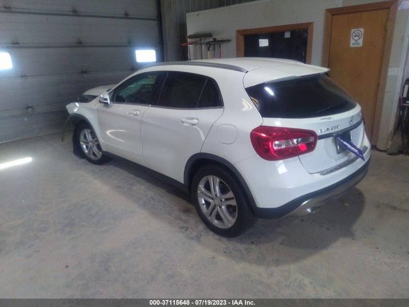 2015 MERCEDES-BENZ GLA-CLASS GLA 250 - WDCTG4GB6FJ076293
