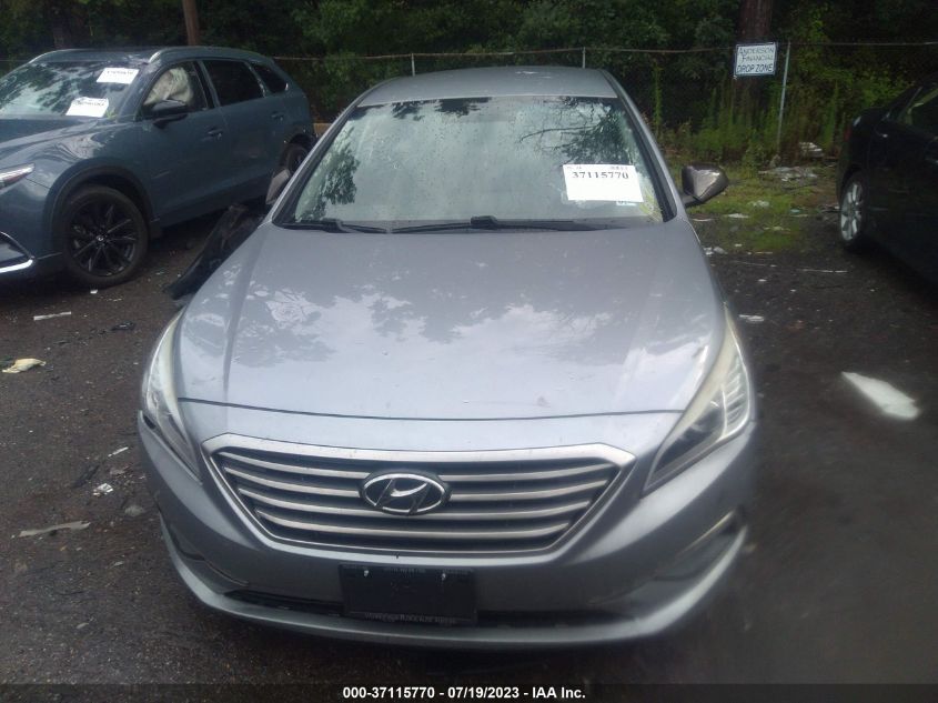 2015 HYUNDAI SONATA 2.4L SE - 5NPE24AF3FH143336