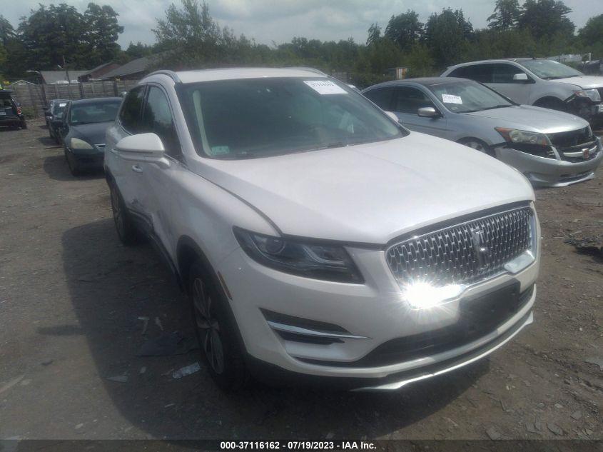 2019 LINCOLN MKC RESERVE - 5LMCJ3D96KUL37975