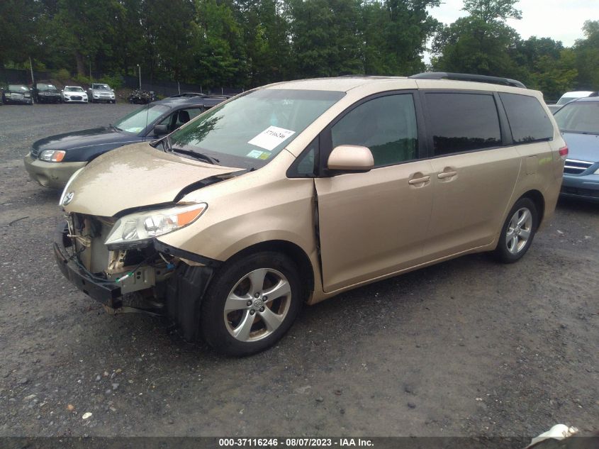 2013 TOYOTA SIENNA LE - 5TDKK3DCXDS346987