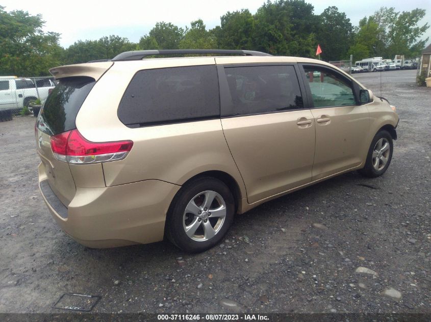 2013 TOYOTA SIENNA LE - 5TDKK3DCXDS346987