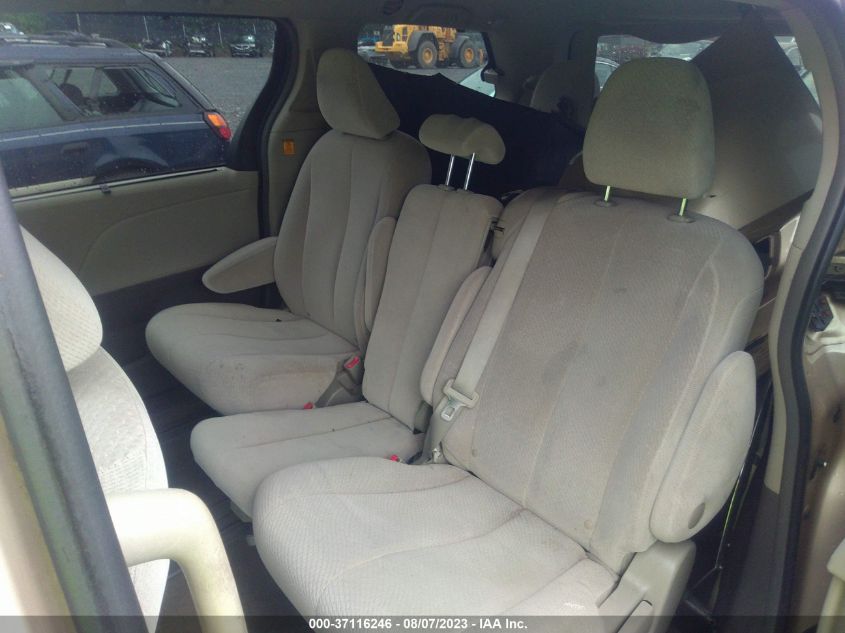 2013 TOYOTA SIENNA LE - 5TDKK3DCXDS346987