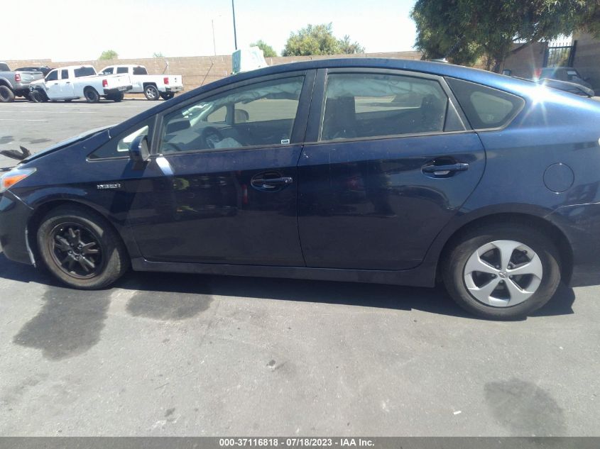 2015 TOYOTA PRIUS TWO - JTDKN3DU1F0469566