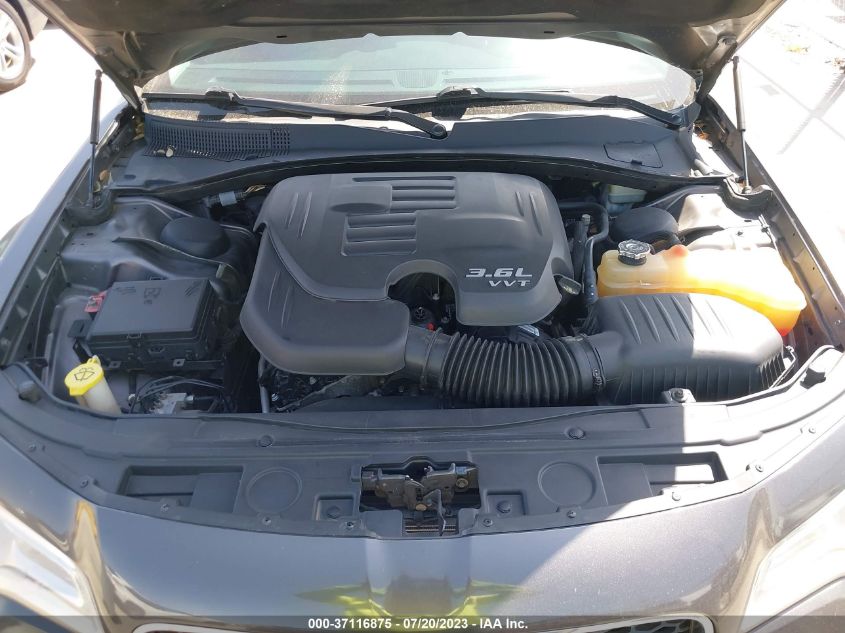 2015 CHRYSLER 300 LIMITED - 2C3CCAAG4FH882532