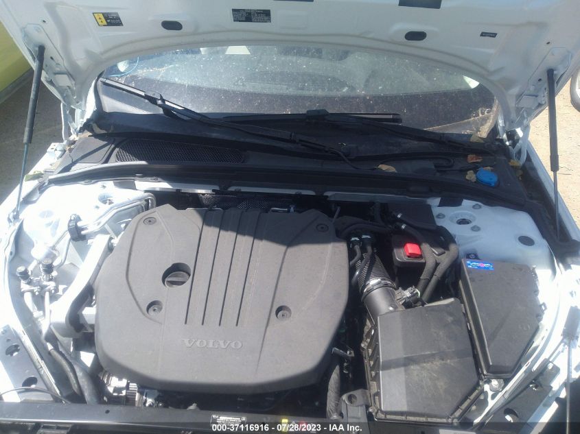 2023 VOLVO V60 CROSS COUNTRY B5 PLUS YV4L12WZ0P2106424