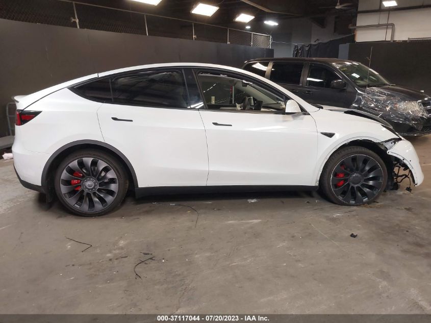 2022 TESLA MODEL Y PERFORMANCE - 7SAYGDEF5NF532861