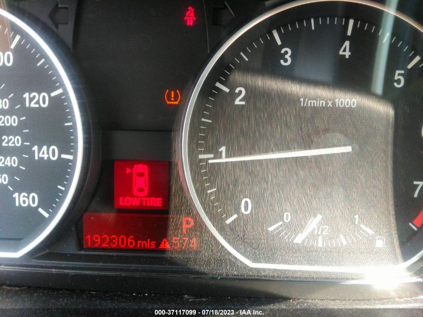 2013 BMW 1 SERIES 128I WBAUP7C53DVP25627