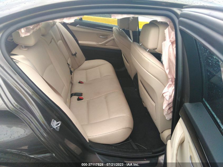 2013 BMW 5 SERIES 528I XDRIVE - WBAXH5C55DD111179
