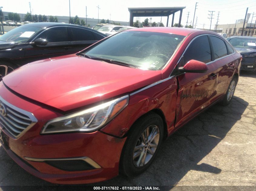 2016 HYUNDAI SONATA SE - 5NPE24AFXGH388913