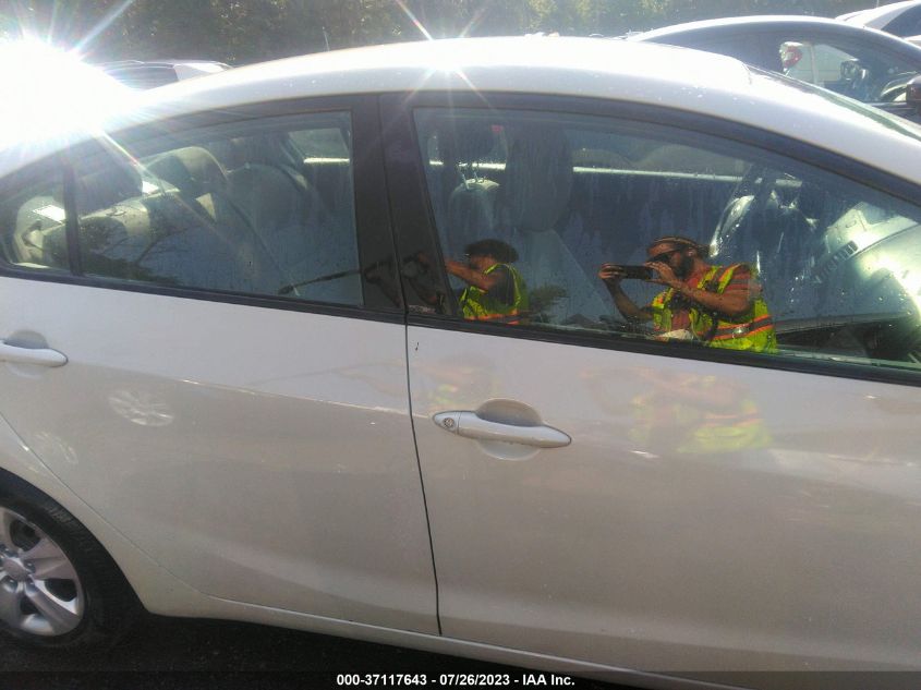 2015 KIA FORTE LX - KNAFK4A60F5374843