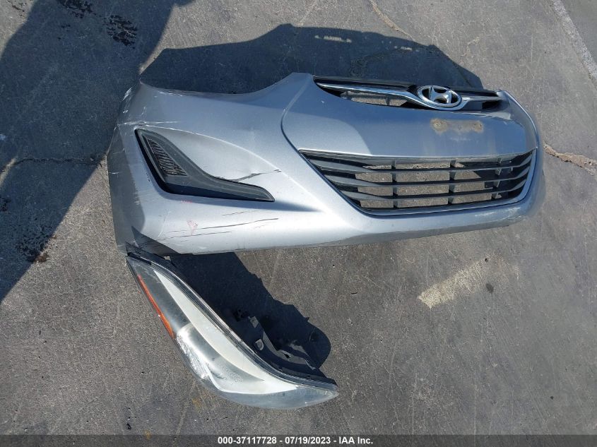 2015 HYUNDAI ELANTRA SE - 5NPDH4AE8FH571694