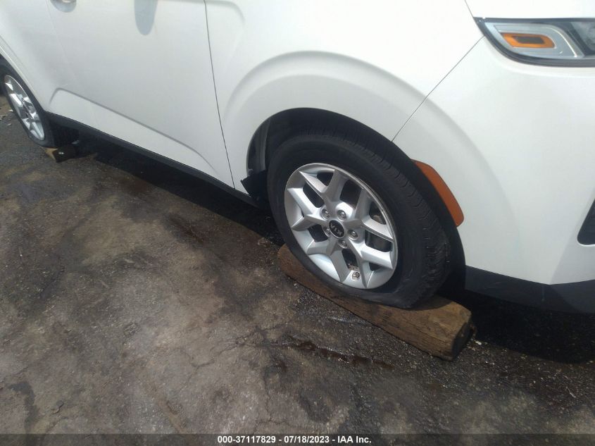 2020 KIA SOUL S - KNDJ23AU4L7001326