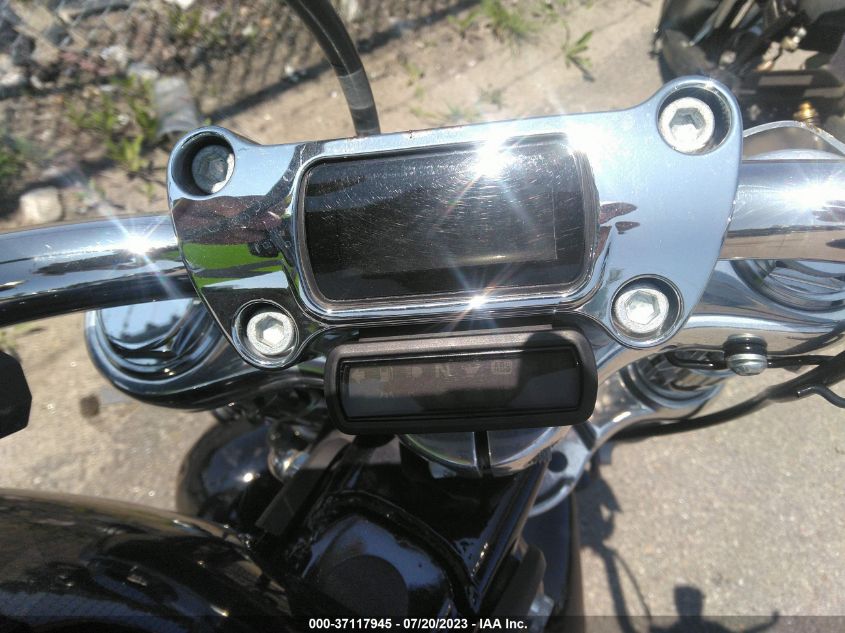 2020 HARLEY-DAVIDSON FXST 1HD1BVJ19LB062152