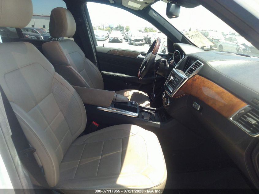 2014 MERCEDES-BENZ M-CLASS ML 350 - 4JGDA5HB1EA330485