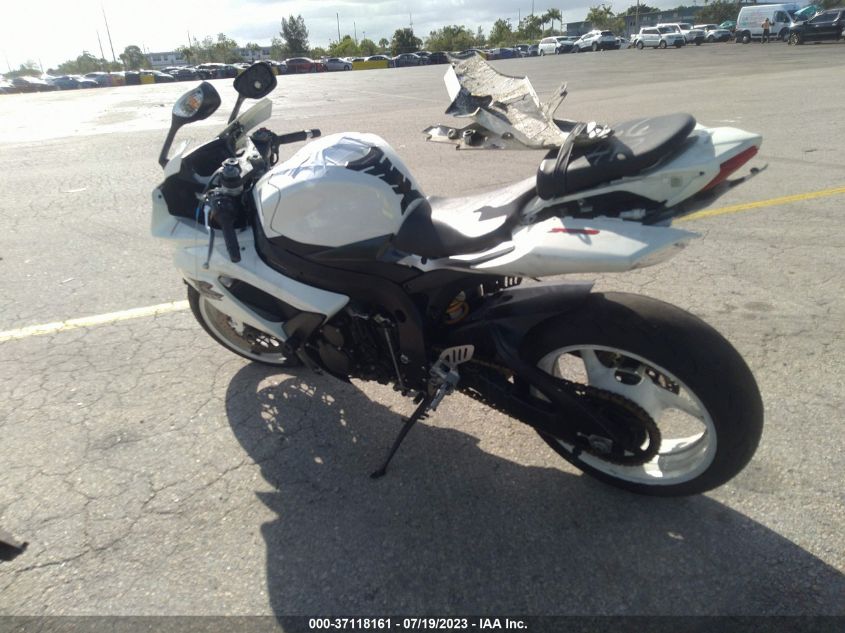 2009 SUZUKI GSX-R750 - JS1GR7LA492101166
