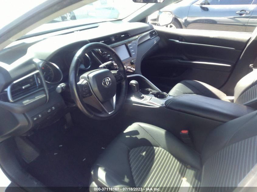 2019 TOYOTA CAMRY LE/SE/XLE/L - 4T1B11HK0KU743072