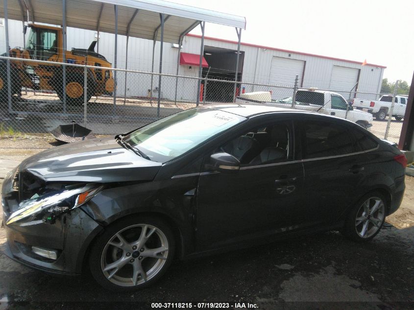 2016 FORD FOCUS TITANIUM - 1FADP3J28GL385675