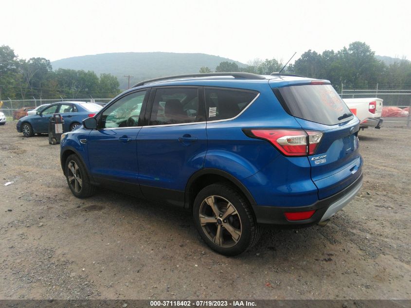 2017 FORD ESCAPE SE - 1FMCU9G97HUE28383