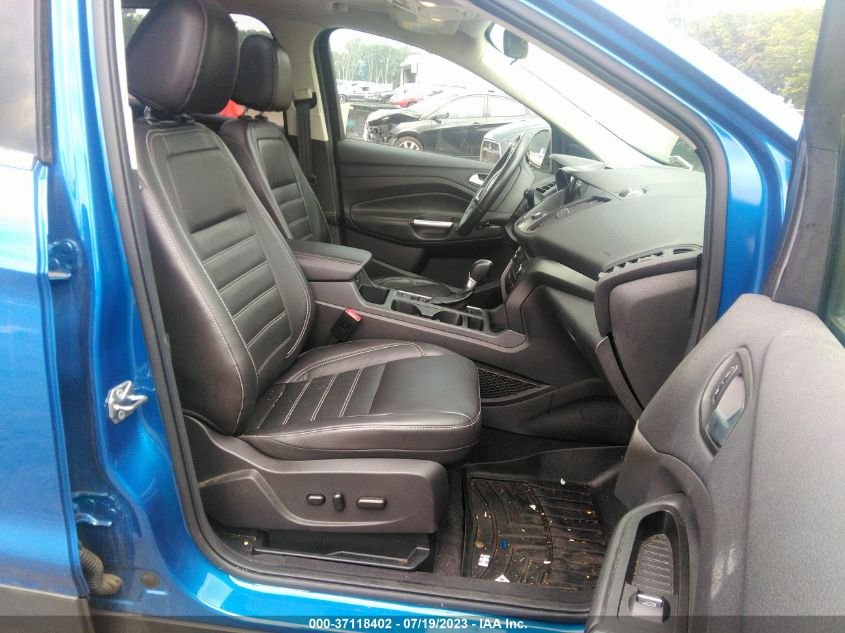 2017 FORD ESCAPE SE - 1FMCU9G97HUE28383