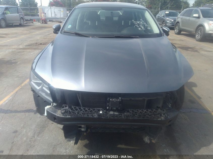 2018 VOLKSWAGEN PASSAT 2.0T S/R-LINE - 1VWAA7A39JC008579