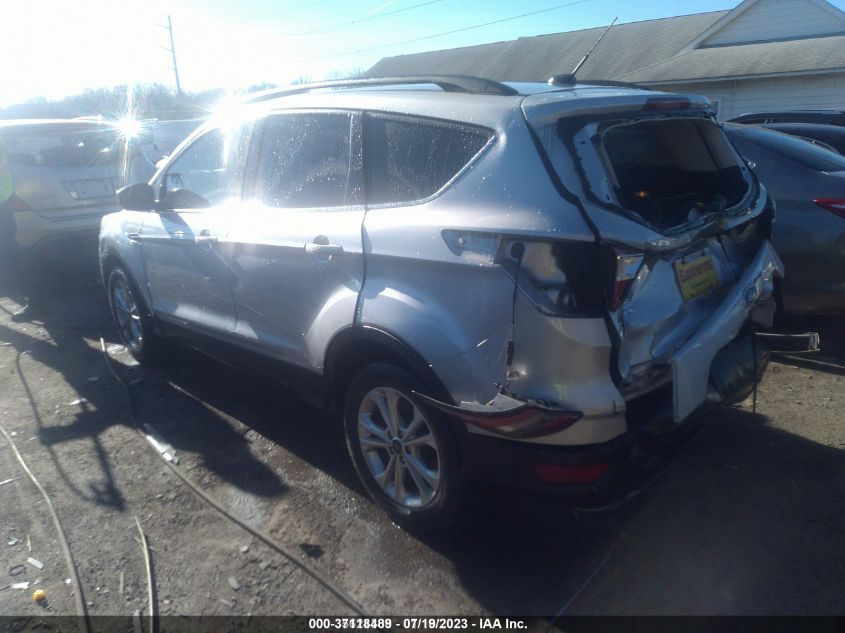 2018 FORD ESCAPE SE - 1FMCU9GD0JUA05252