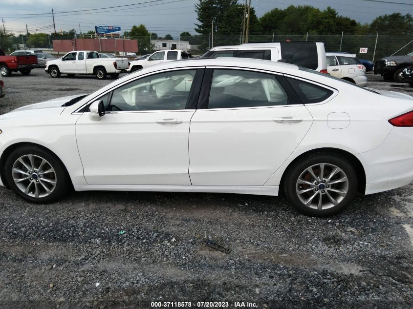 2017 FORD FUSION SE - 3FA6P0HD0HR366538