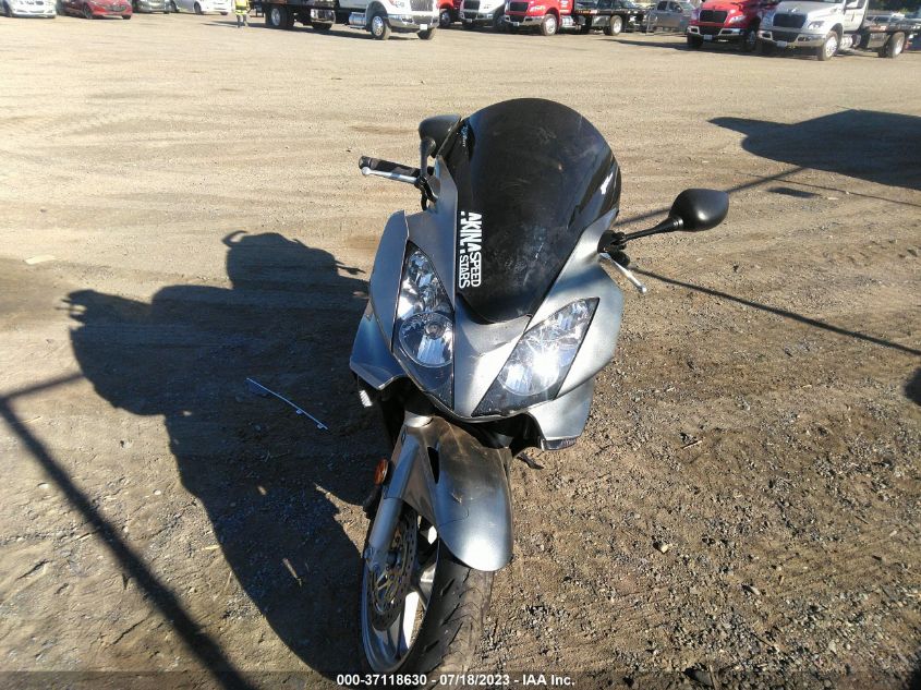 2008 HONDA VFR800 JH2RC46088M000465