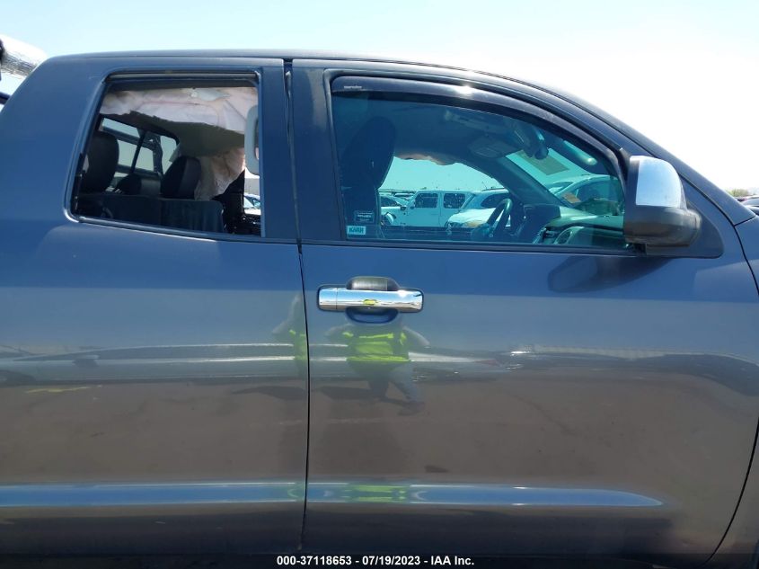 2016 TOYOTA TUNDRA 4WD TRUCK LTD - 5TFBY5F17GX511124