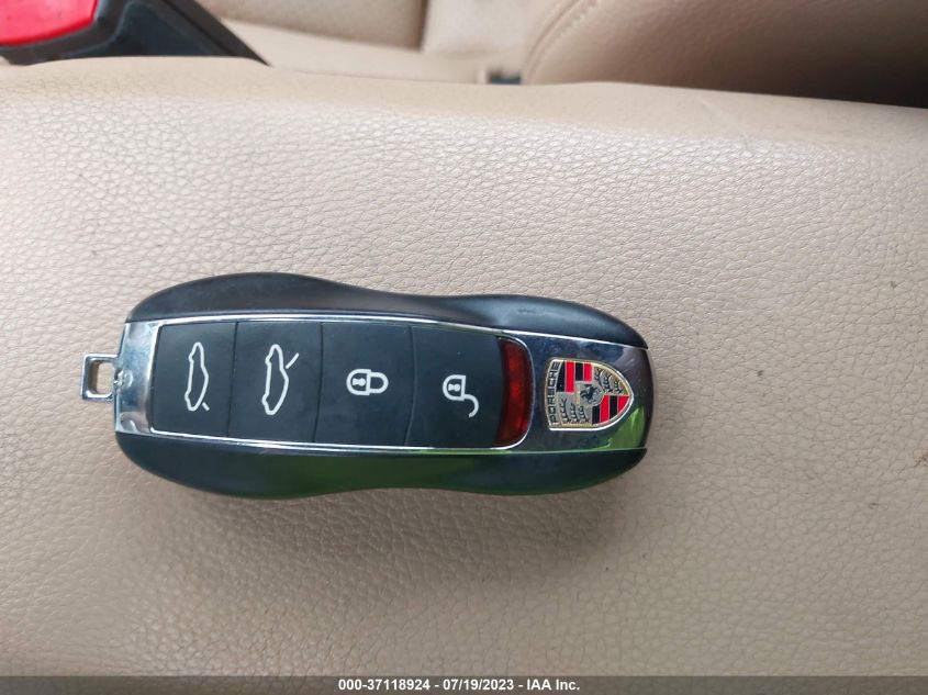 2015 PORSCHE BOXSTER - WP0CA2A83FS120625
