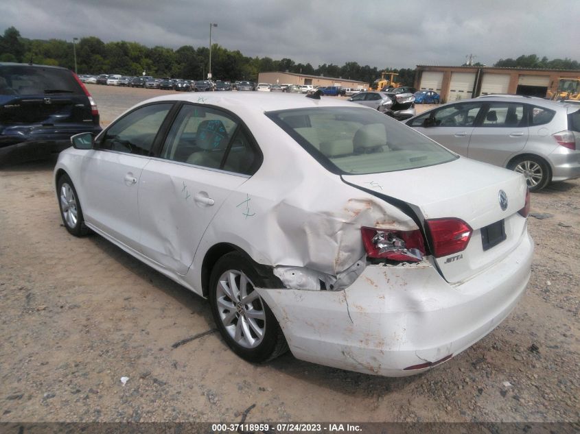 2013 VOLKSWAGEN JETTA SEDAN SE W/CONVENIENCE - 3VWDX7AJ7DM397073