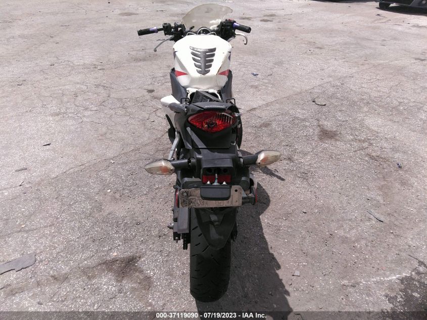 2013 HONDA CBR250 R MLHMC410XD5301654