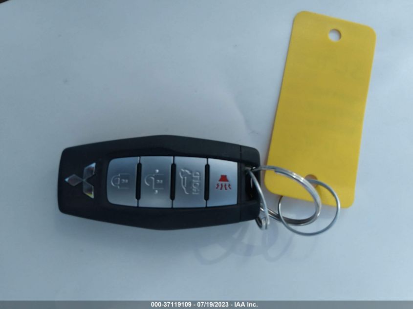 2022 MITSUBISHI OUTLANDER SE - JA4J3UA80NZ028403
