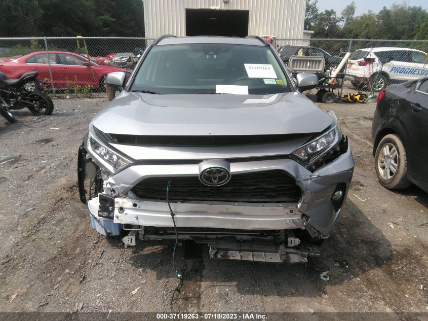 2019 TOYOTA RAV4 XLE - JTMP1RFV2KD518965