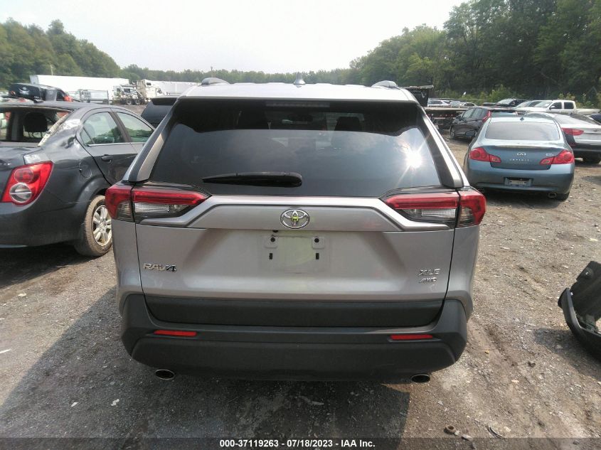 2019 TOYOTA RAV4 XLE - JTMP1RFV2KD518965