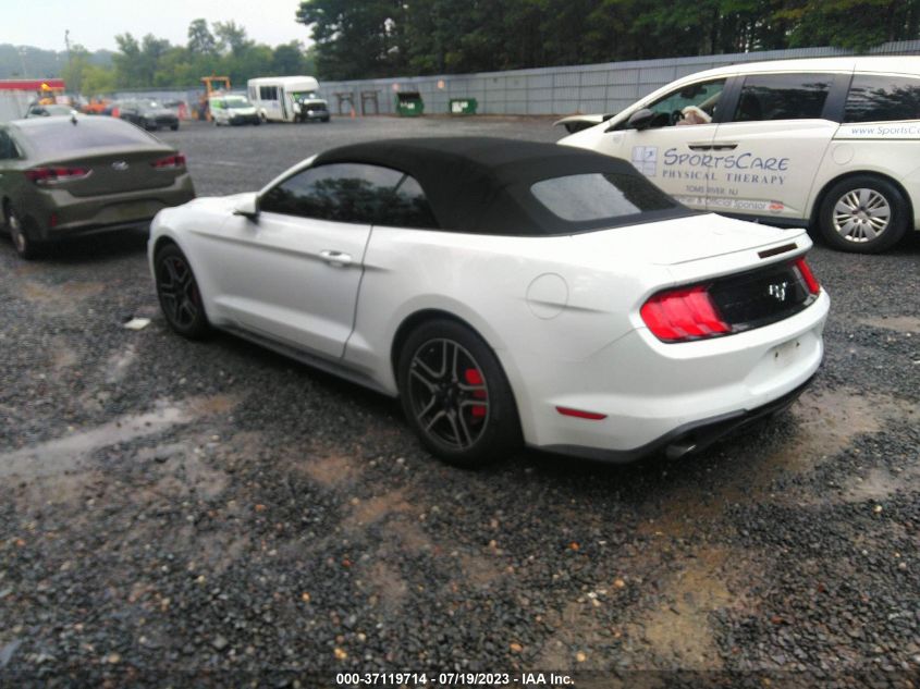 1FATP8UH1J5129494 2018 FORD MUSTANG, photo no. 3