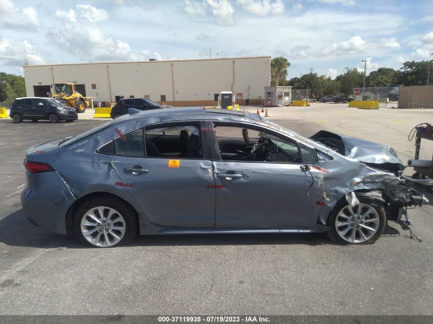 2022 TOYOTA COROLLA XLE - 5YFFPMAE5NP379582