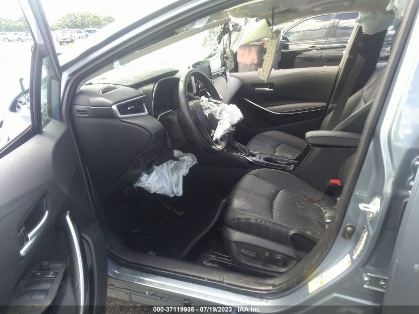 2022 TOYOTA COROLLA XLE - 5YFFPMAE5NP379582