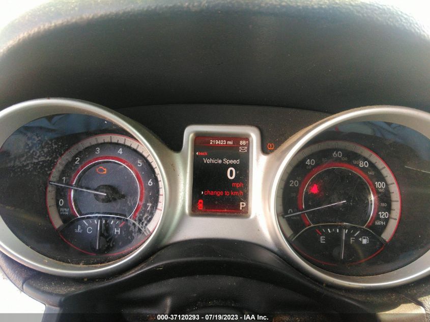 2016 DODGE JOURNEY SE - 3C4PDCAB8GT111025