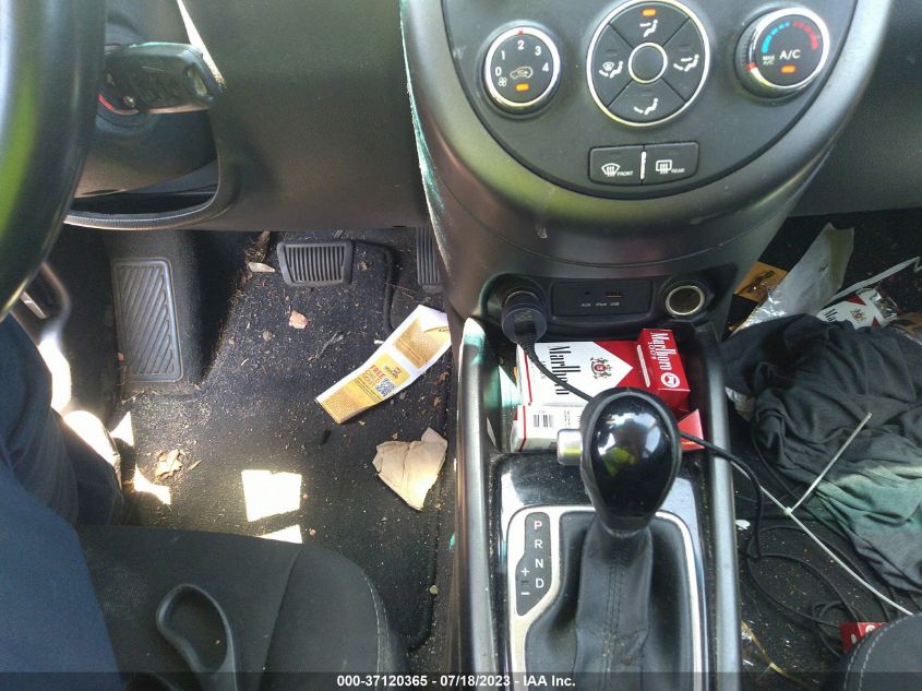 2013 KIA SOUL + - KNDJT2A67D7494655