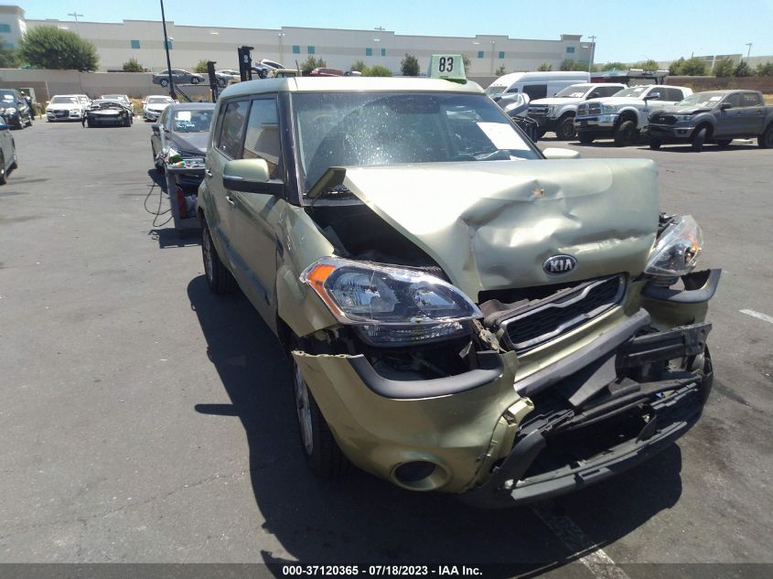 2013 KIA SOUL + - KNDJT2A67D7494655