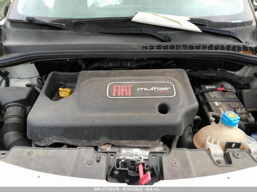 2015 FIAT 500L TREKKING - ZFBCFADH2FZ031131
