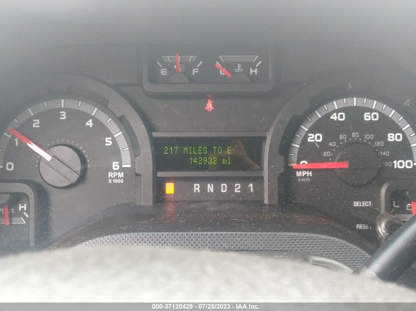 2013 FORD ECONOLINE WAGON XL/XLT 1FBNE3BL5DDA52615