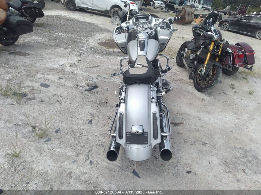 2009 HARLEY-DAVIDSON FLTRSE3 - 1HD1PV8179Y955448