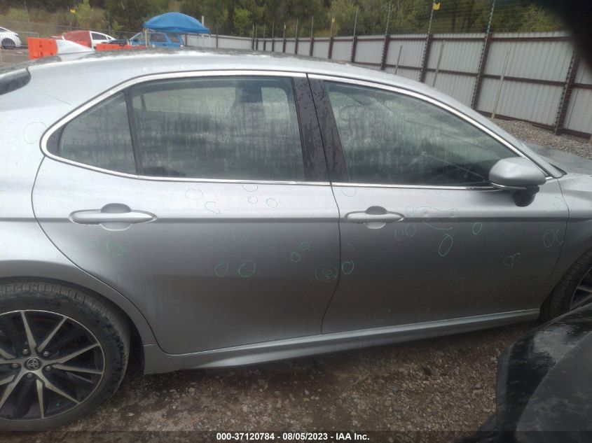 2022 TOYOTA CAMRY SE/SE NIGHT SHADE - 4T1G11AK0NU642182