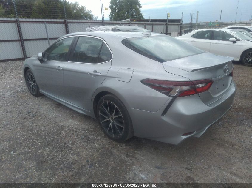 2022 TOYOTA CAMRY SE/SE NIGHT SHADE - 4T1G11AK0NU642182