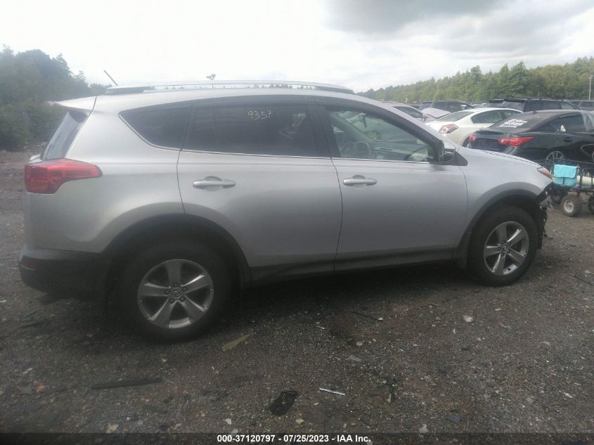 2015 TOYOTA RAV4 XLE - 2T3RFREV6FW270997