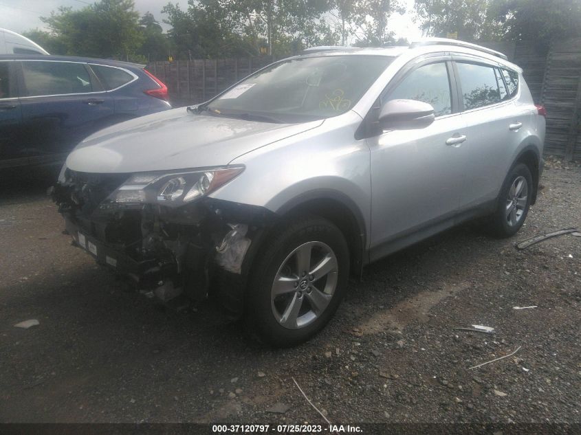 2015 TOYOTA RAV4 XLE - 2T3RFREV6FW270997