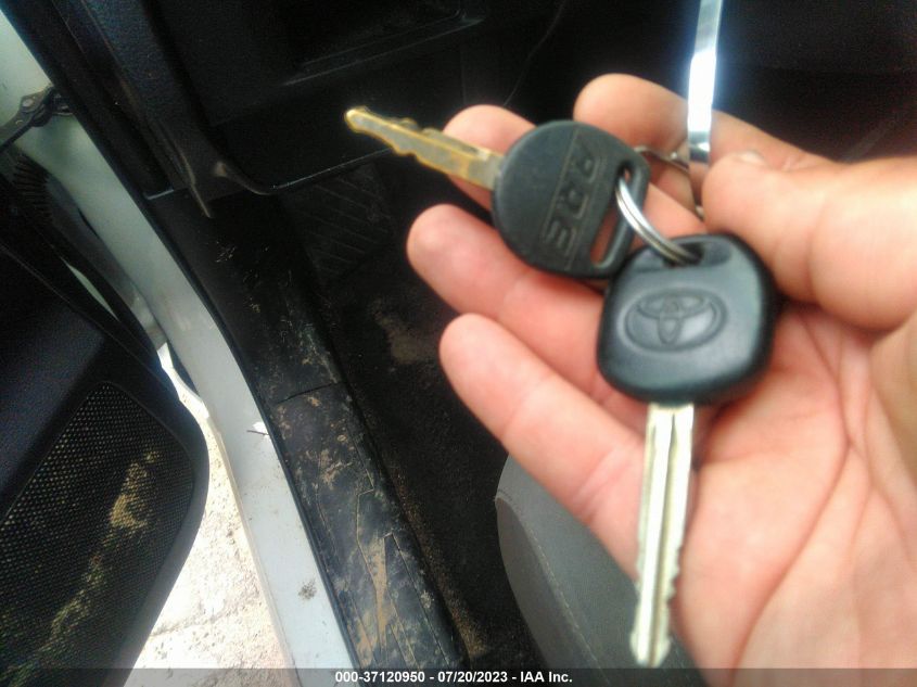 2017 TOYOTA TACOMA SR/SR5 - 5TFRX5GN4HX089754